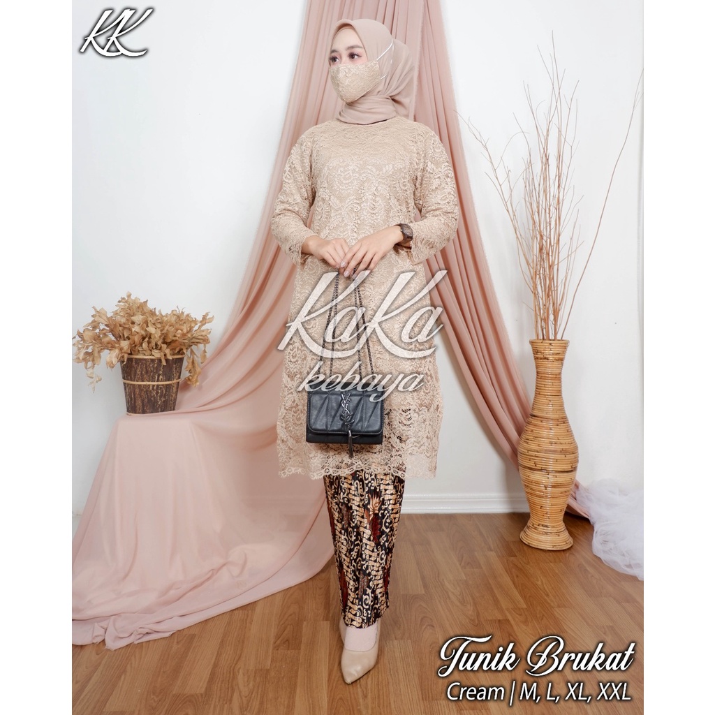 Setelan Kebaya Modern Longcape Brokat / Tunik Brukat Cream Mocca dan Lainnya