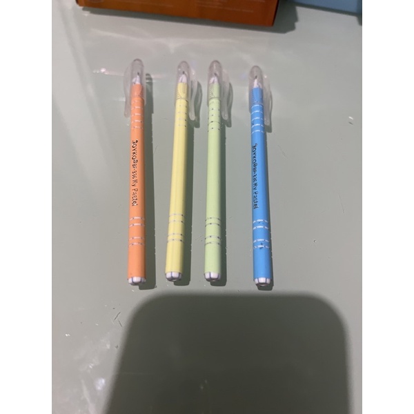 

joyko ball pastel pen