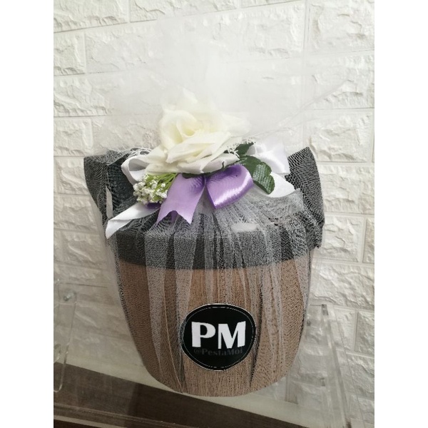 

Custom Hampers Lebaran Birthday Gift PM Hampers