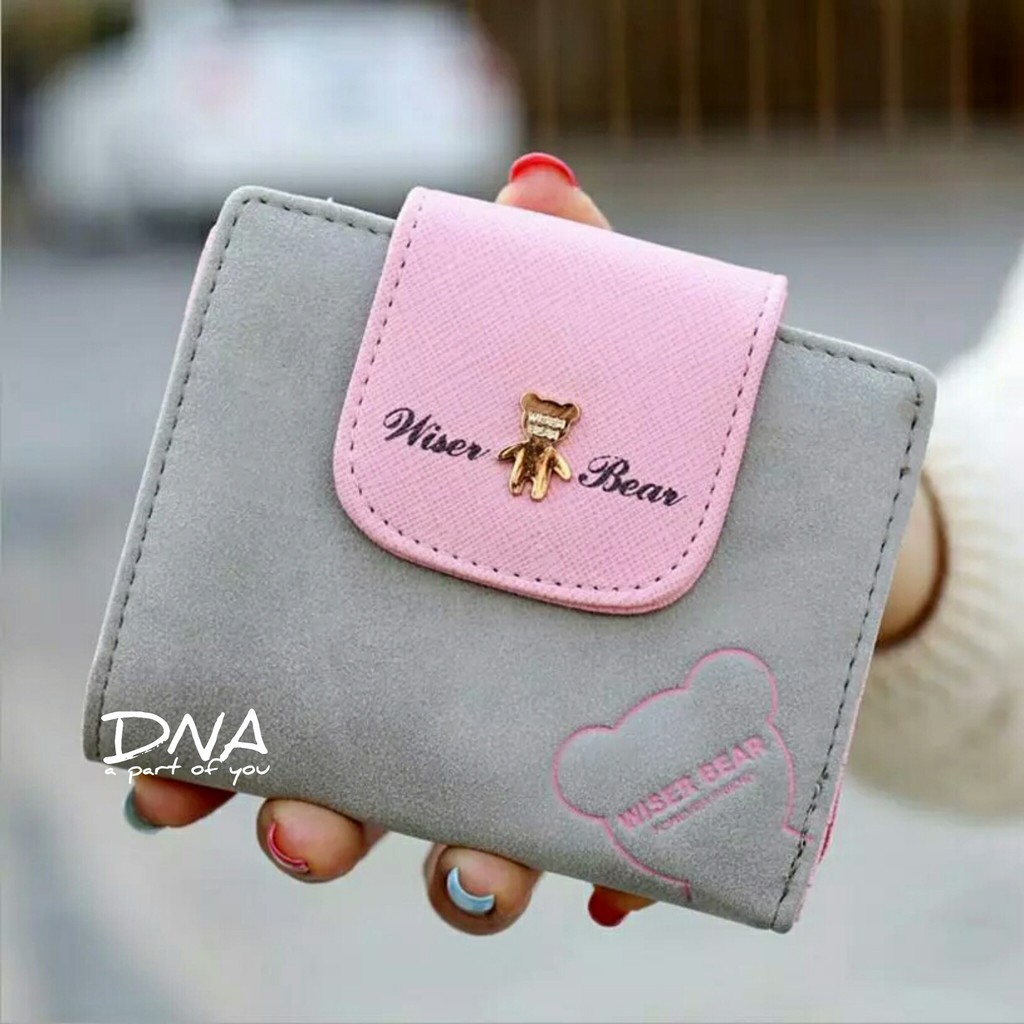 Promo Dompet Wanita Dompet Lipat Kotak Wiser bear Side Lucu Elegan Bahan PU Leather Taiga Ukuran 10x10 20x20 20x15 Warna Hitam Coklat Viral Murah meriah