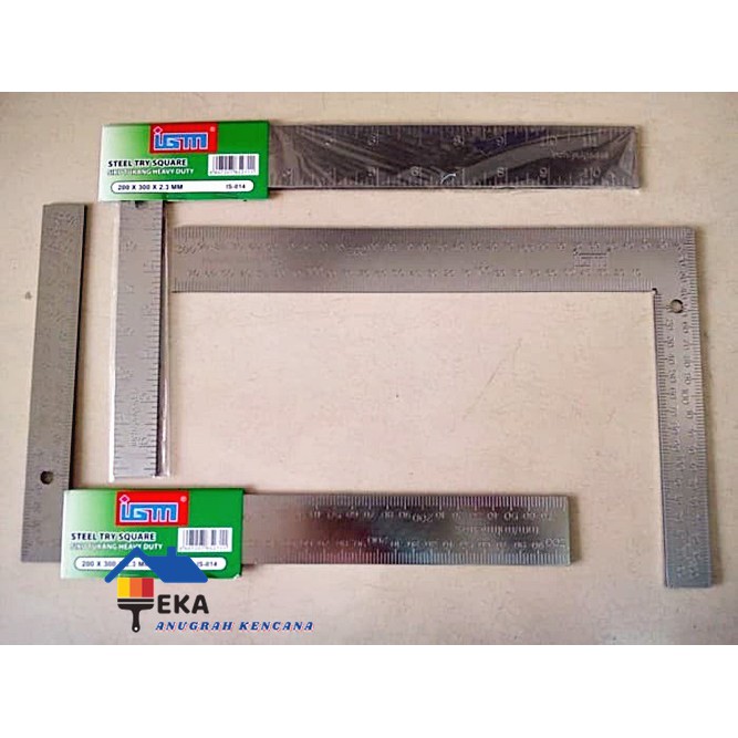 IGM Penggaris Siku Meter 20 X 30 CM Siku Tukang Pengukur Sudut 8"X12" EAK