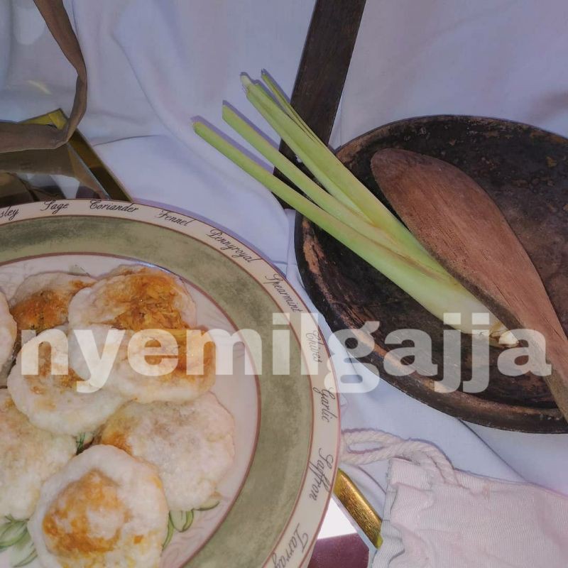 

Cireng rujak isi ayam 12 pcs