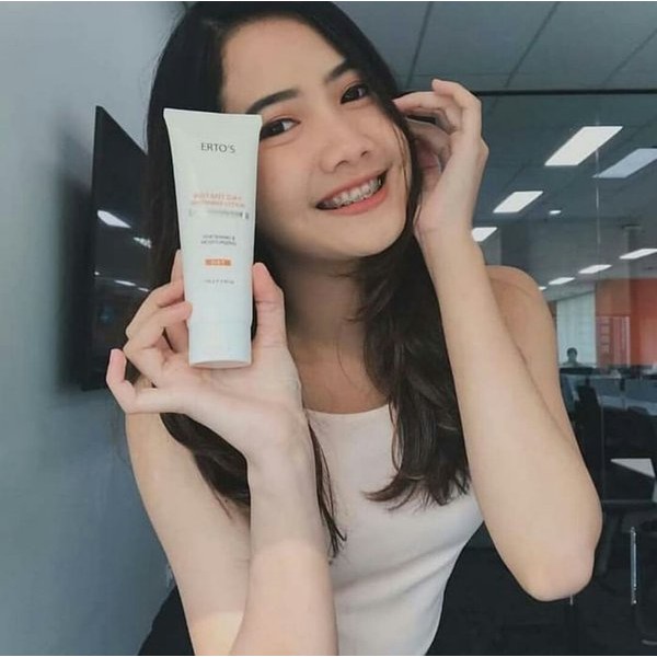 [ORI] Lotion Instant Day Whitening | Body Lotion Mencerahkan Kulit Sejak Pemakaian Pertama