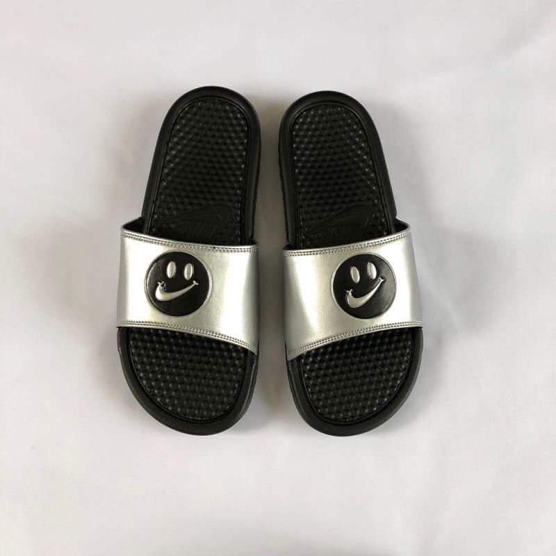 nike slides smiley face