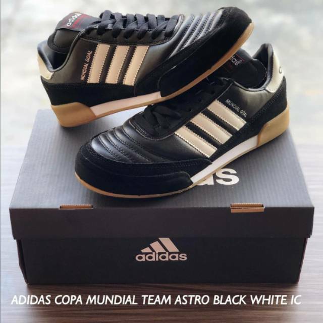 Adidas Copa Mundial Team Astro Black White IC