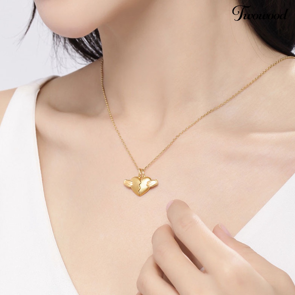 1 Pasang Kalung Liontin Bentuk Hati Bahan Alloy Dengan Magnet Untuk Pasangan