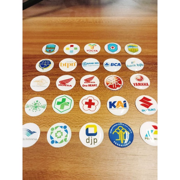 

Logo Yoyo ID Card Resin Custom