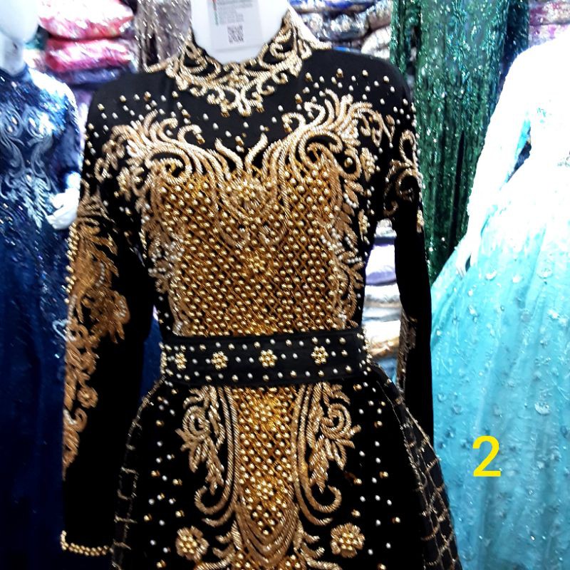 Kebaya Bludru Modern