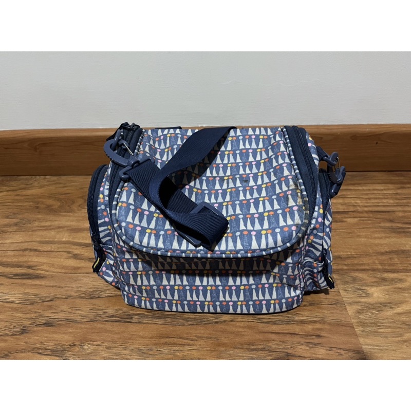 freckles-cooler-bag-preloved/tas-asi/tas-tahan-dingin/tas-pendingin-asi