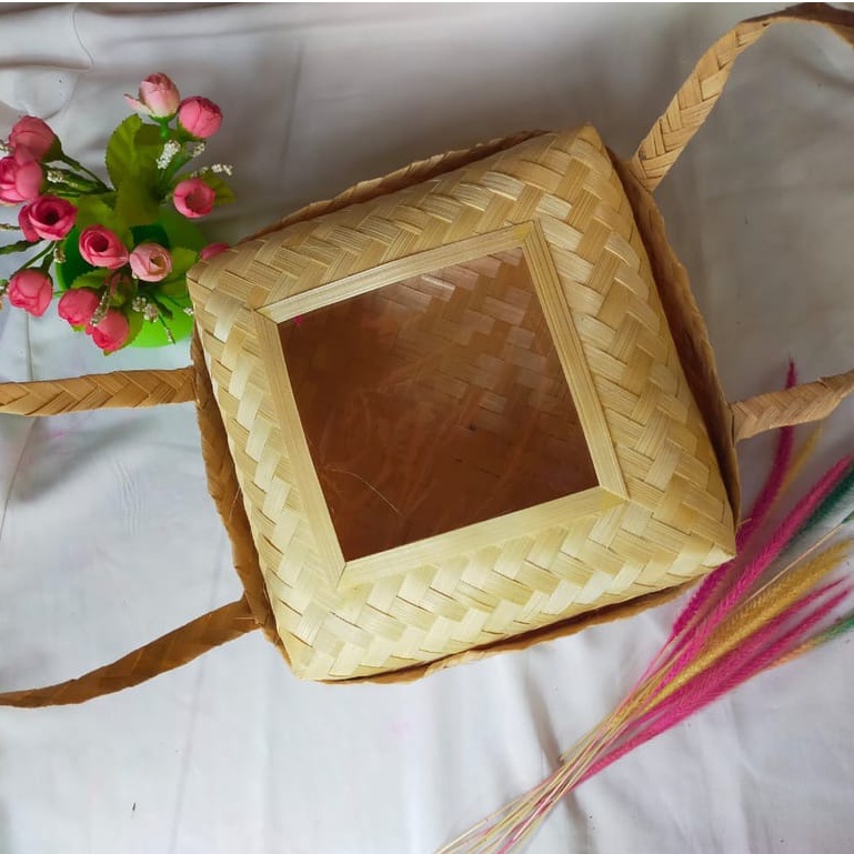 

BESEK HAMPERS 20X30