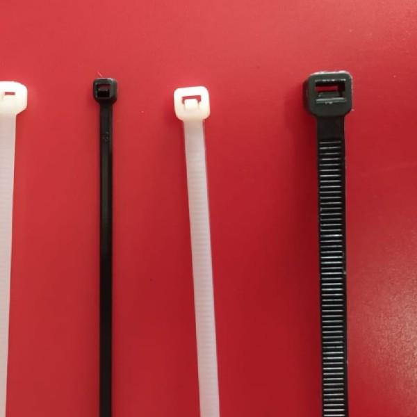 

✷ Kenichi Cable Ties 3,6 x 250 / 3.6 x 250 25cm - Hitam ◄