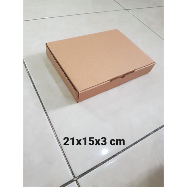 

Kardus Box uk. 21x15x3 cm Kotak Karton Die Cut