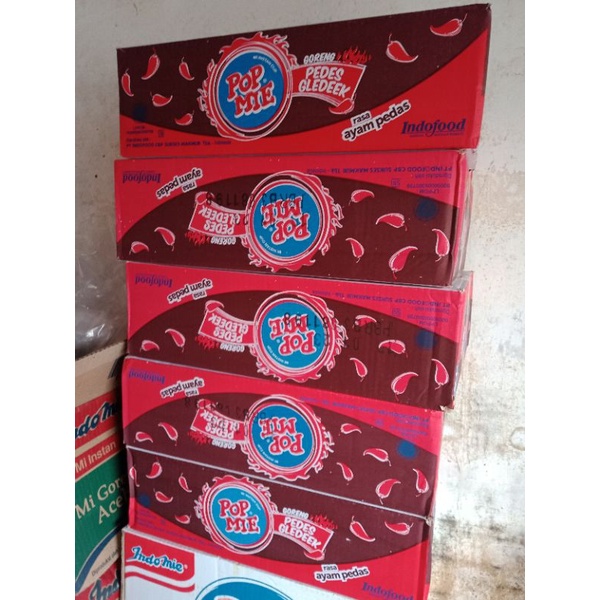 

Pop Mie Goreng Pedes Gledeek Rasa Ayam Pedas (1 Karton 12 Pcs)