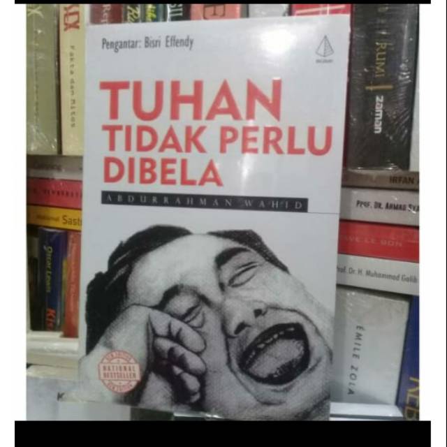 Tuhan Tidak Perlu dibela