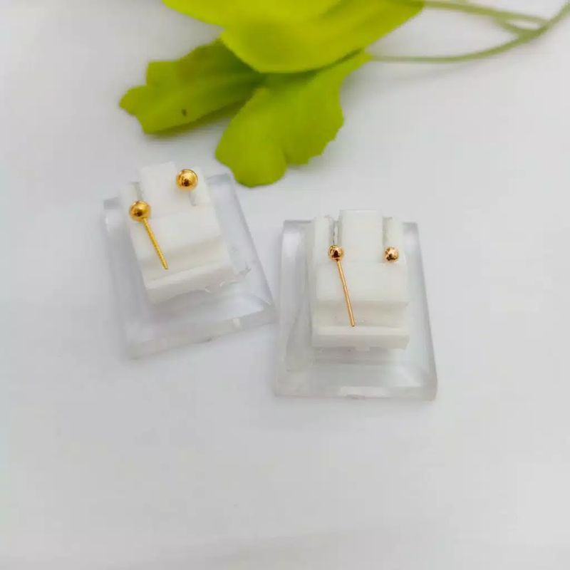 anting tusuk daisy kadar 750% 18k Emas tua.