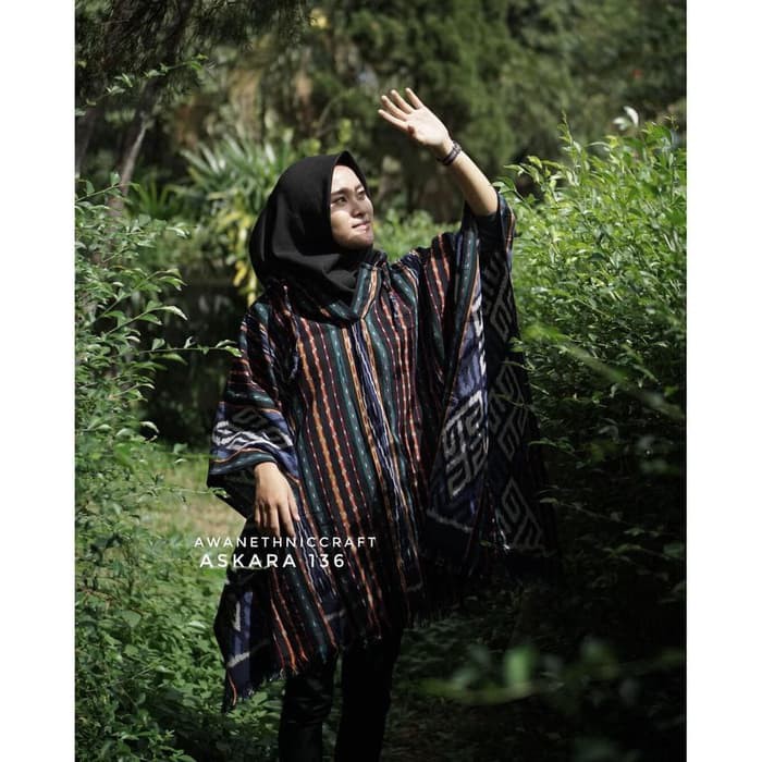 Sale Rompi Wanita -- AEC ASKARA Outer Poncho Tenun Etnik (Unisex) ThevaShop