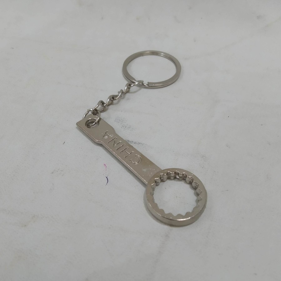 Key Chain Gantungan Kunci Ganci perkakas kunci ring