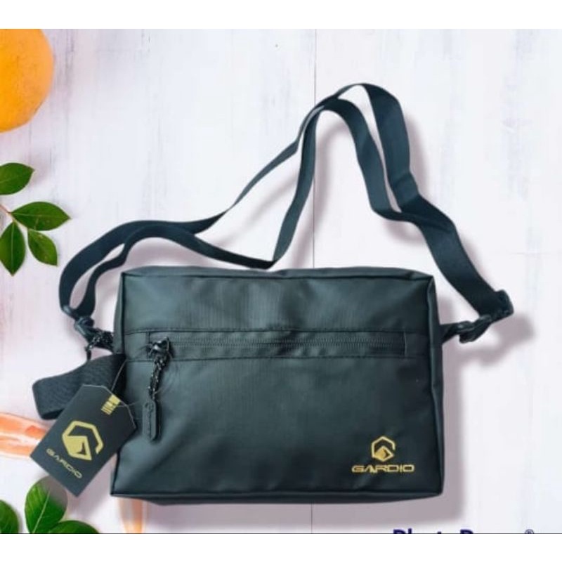 handbag,pouch, gardio anti air multifungsi