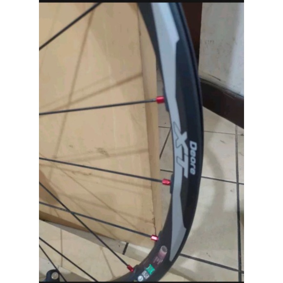 WHEELSET SHIMANO DEORE XT depan aja 26inch
