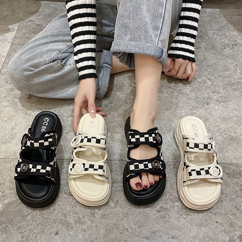 Sandal Wedges Wanita Petak Hitam Putih Fashion Import