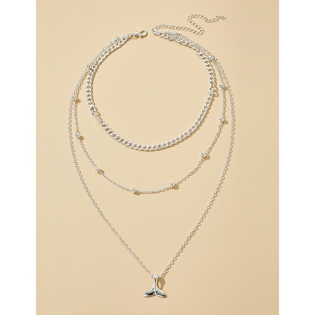 LRC Kalung Wanita Fashion Golden Micro Diamond Butterfly Alloy K98541