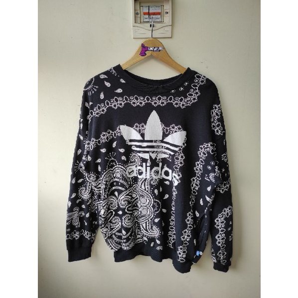 Cn adidas trefoil fullprint bandana
