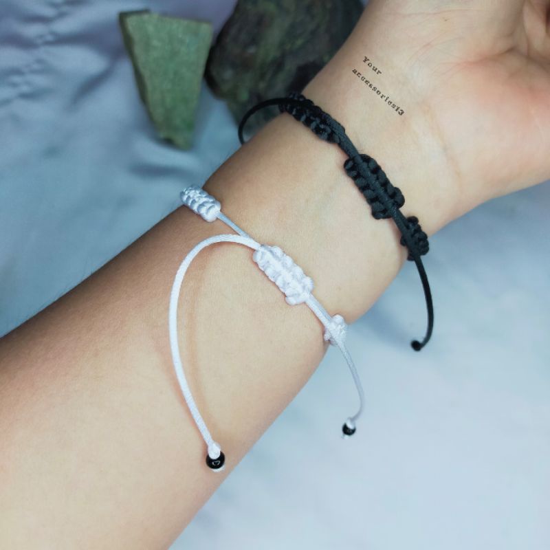 Gelang couple Hitam - Putih || Gelang anyaman || Gelang serut