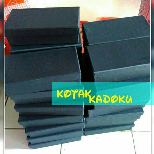 

Kotak Kado Ukuran 15x5x3 cm