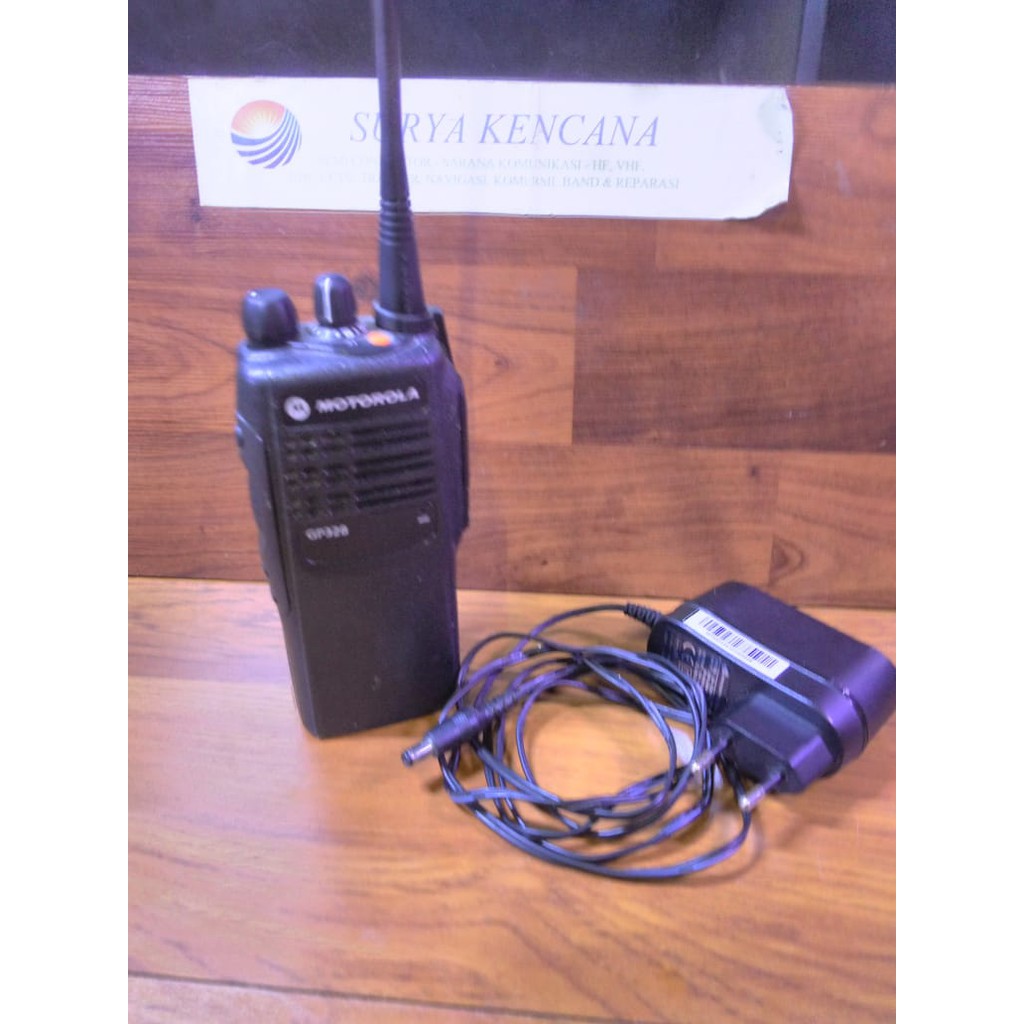HT MOTOROLA GP328 UHF 400-470MHZ