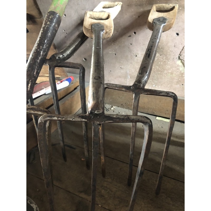 Garpu Kebun / garpu kebun asli pande besi