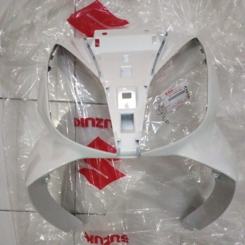 tameng depan putih besar skywave putih ori SGP suzuki