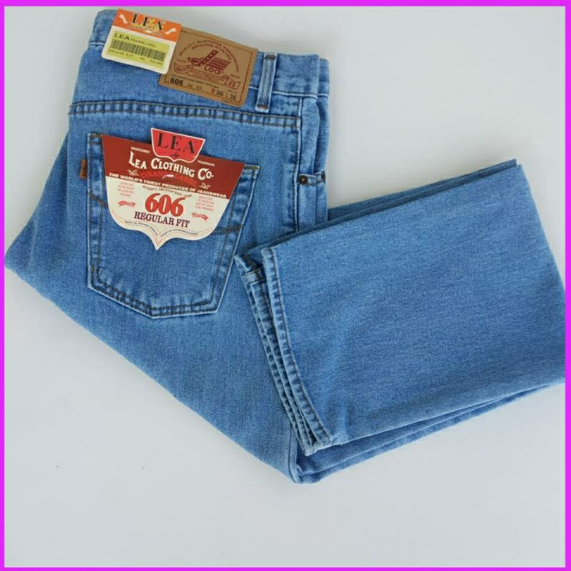 JEANS STANDAR LEA PANJANG BIRU MUDA PREMIUM