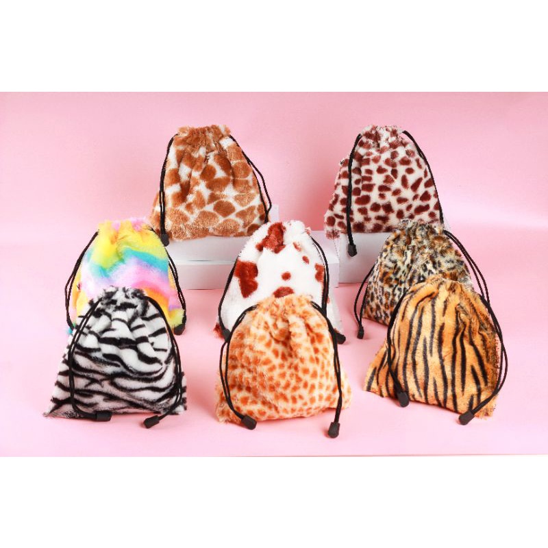 Pouch Serut Velvet / Kantong Serut bulu / Pouch kosmetik animal print