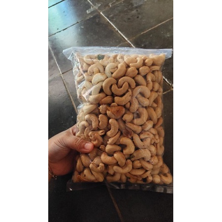 

Kacang Mede Jatisrono •Kacang Mede Matang 1kg •Kacang Mede Original Berkualitas