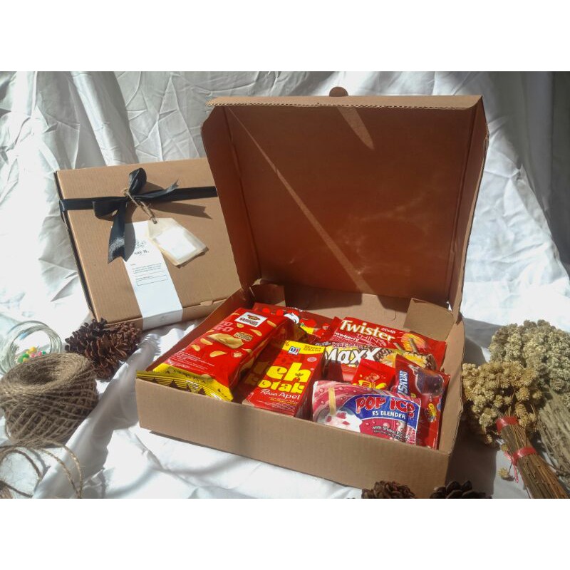 

Snack box | Gift box | Kado