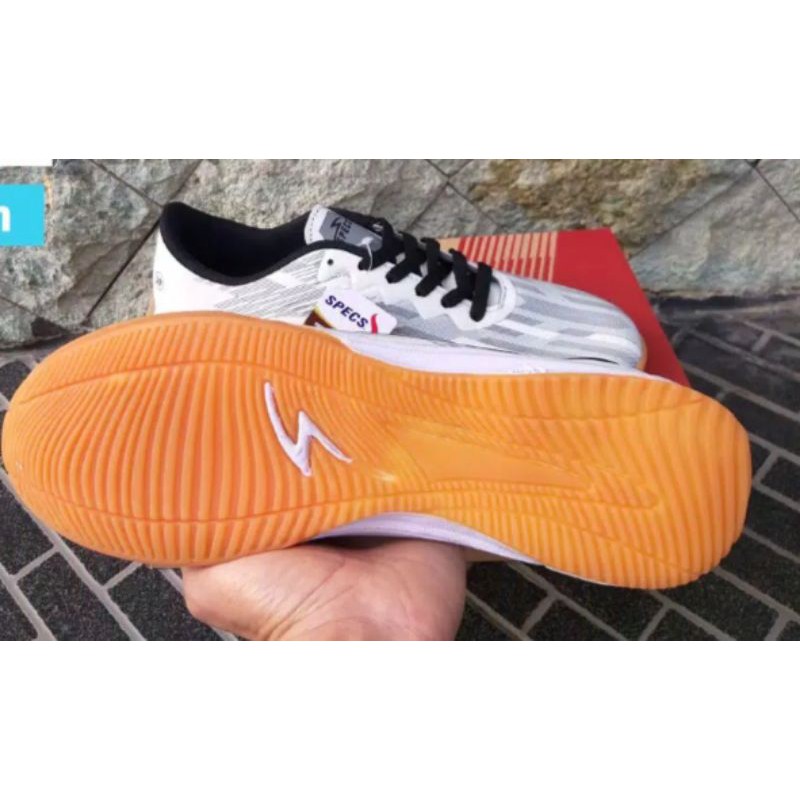 Sepatu futsal SPECS new infinity