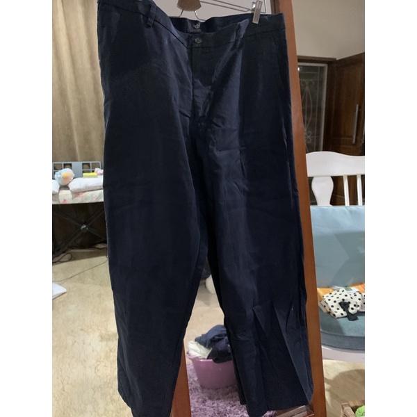 Dockers celana panjang pria preloved