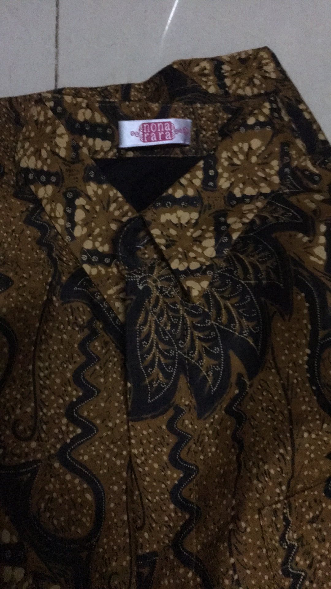 Nona Rara - Bruno L0001, Kemeja Batik Pria Modern Nonarara