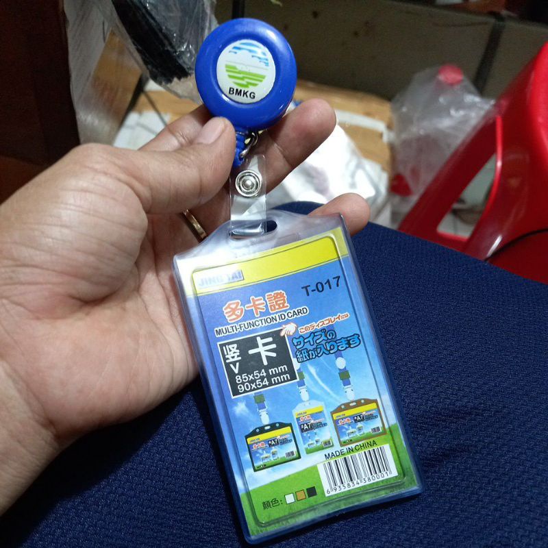 

Yoyo Cashing Name Tag Id Card BMKG