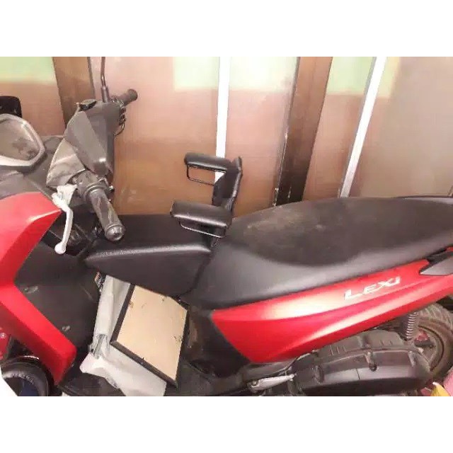 JOK BONCENGAN YAMAHA LEXI / KURSI TAMBAHAN SANDARAN UNTUK ANAK - ANAK MOTOR YAMAHA LEXI
