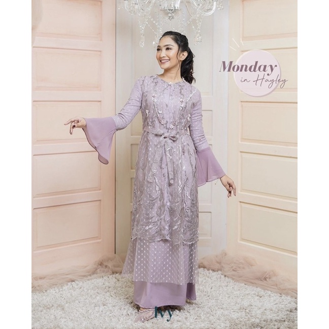 PRELOVED DRESS Heyley In Lilac Ivy by Ivory Kebaya Ivory Studio