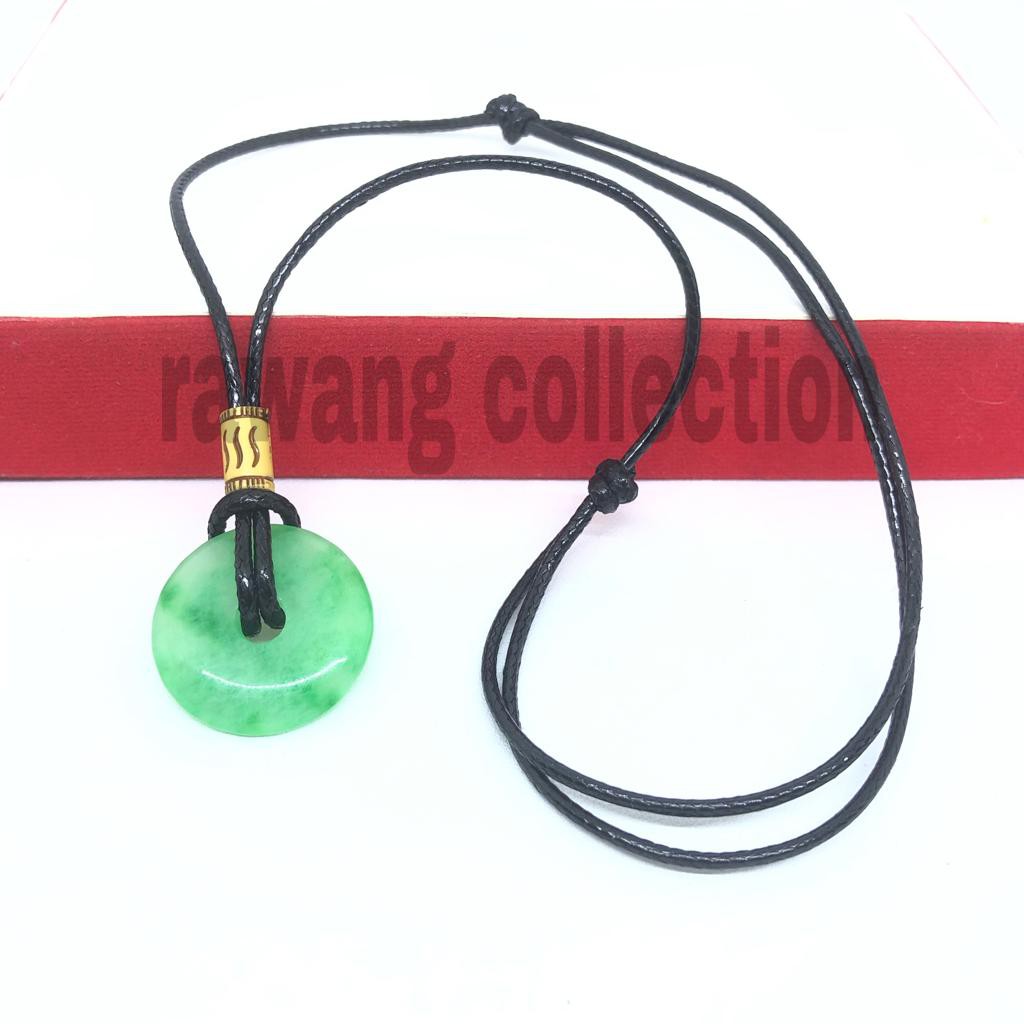 Kalung Tali Liontin Batu Giok  Hijau Model Donat