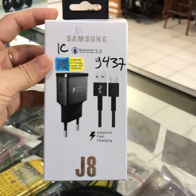 Charger samsung J8