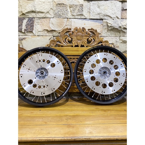 piringan stanlise KLX piringan kumis stanlis pnp KLX lebar 320mm