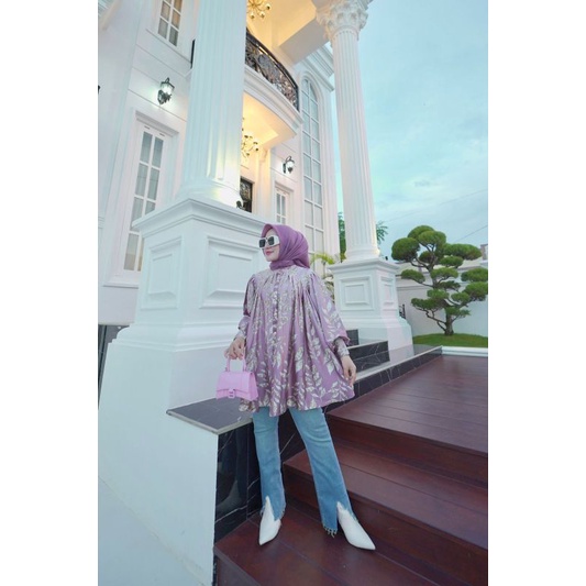 blouse aura by Shella saukia