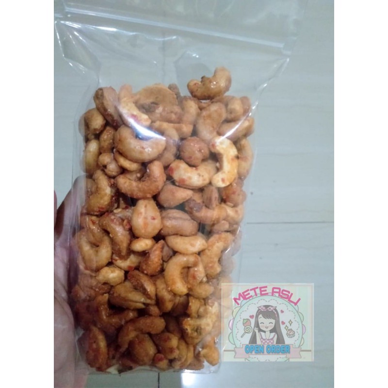 

KACANG METE PEDAS MANIS ASLI WONOGIRI