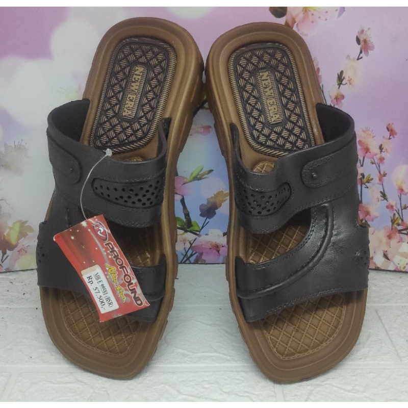 SANDAL NEW ERA MB  E 99581 Rp 57500 ringan di jinjing nyaman di pakai