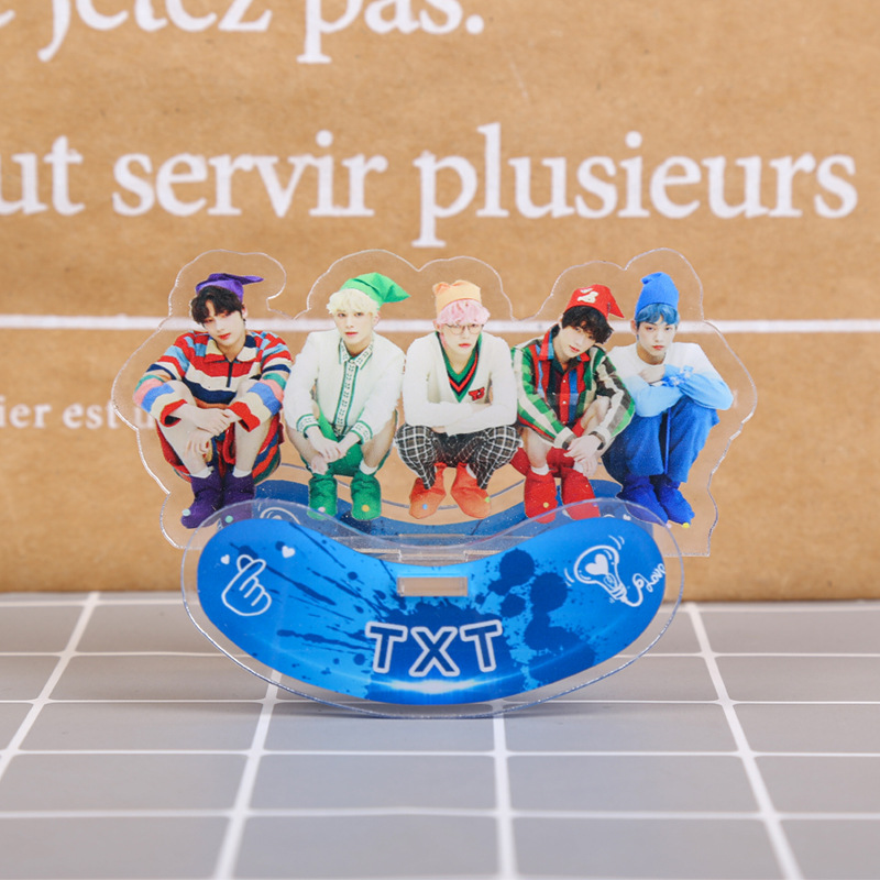 KPOP TWICE GOT7 ITZY TXT Acrylic Tumbler Figure Humanoid Stand Desktop Decoration Shaking Roly-poly Ornaments