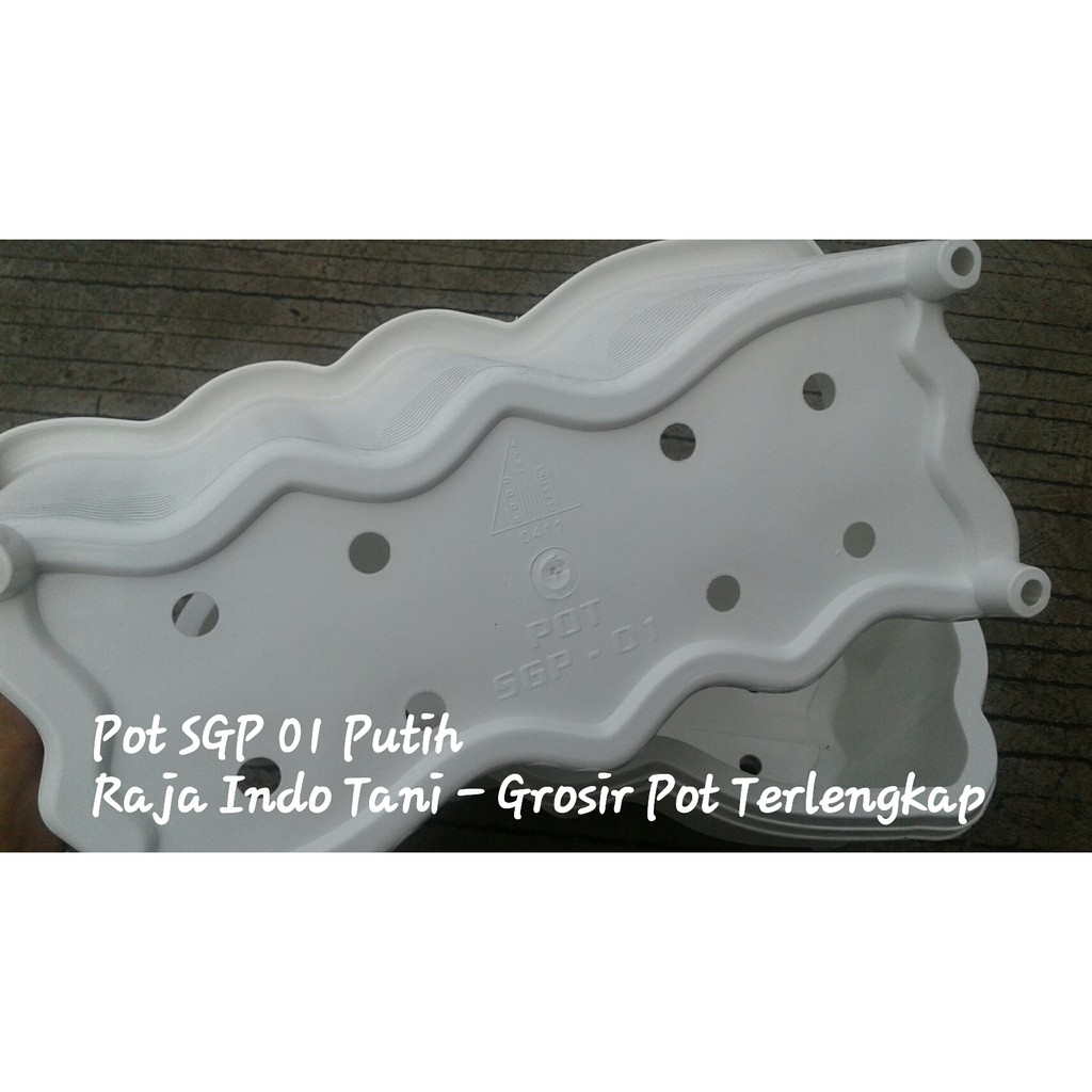 3 Pcs Pot Sgp 01 Putih Pot Plastik Panjang 37cm Bibit Bunga Putih