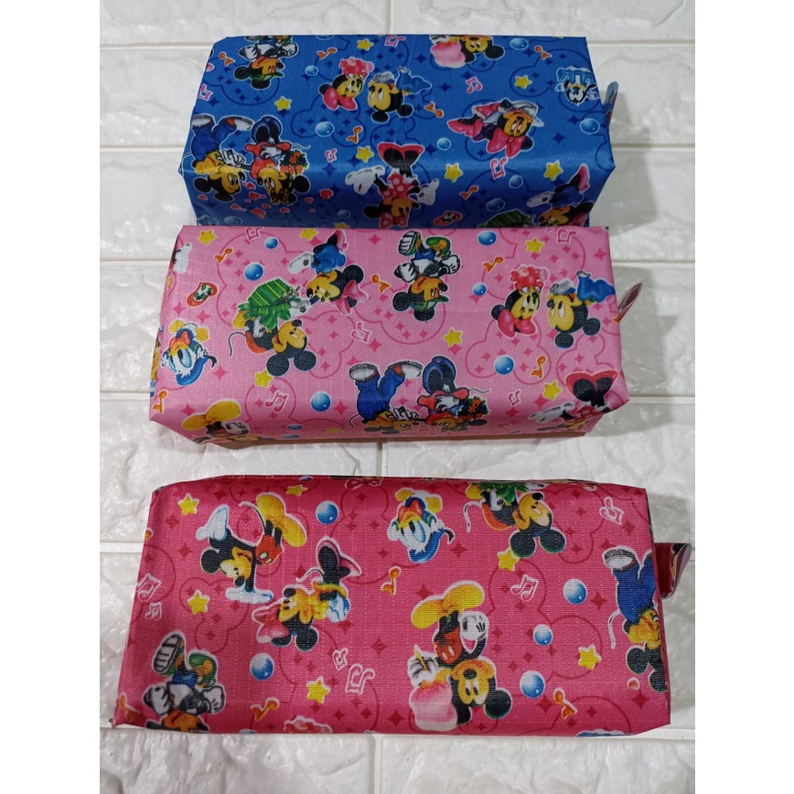 

ROYALE STATIONARY - KOTAK PENSIL / TEMPAT PENSIL / PENCIL CASE SHINTOENG MOTIF MICKEY MOUSE ST904